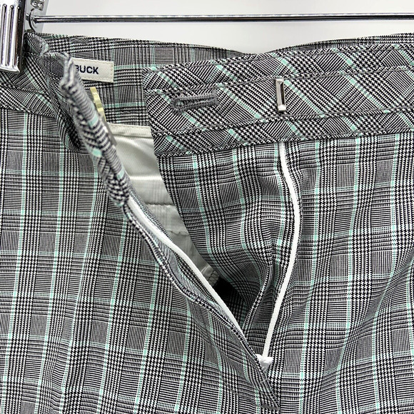 Cutter Buck Golf Shorts DryTech Mint Plaid Size 4 Quick Dry Walk Pickleball NWT - Picture 4 of 12